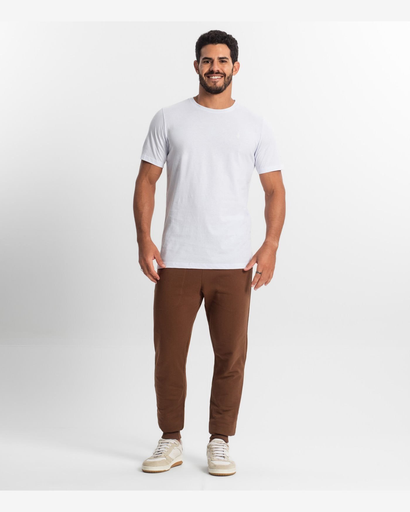 Calça Masculina Plus Size Em Moletom Diametro Marrom