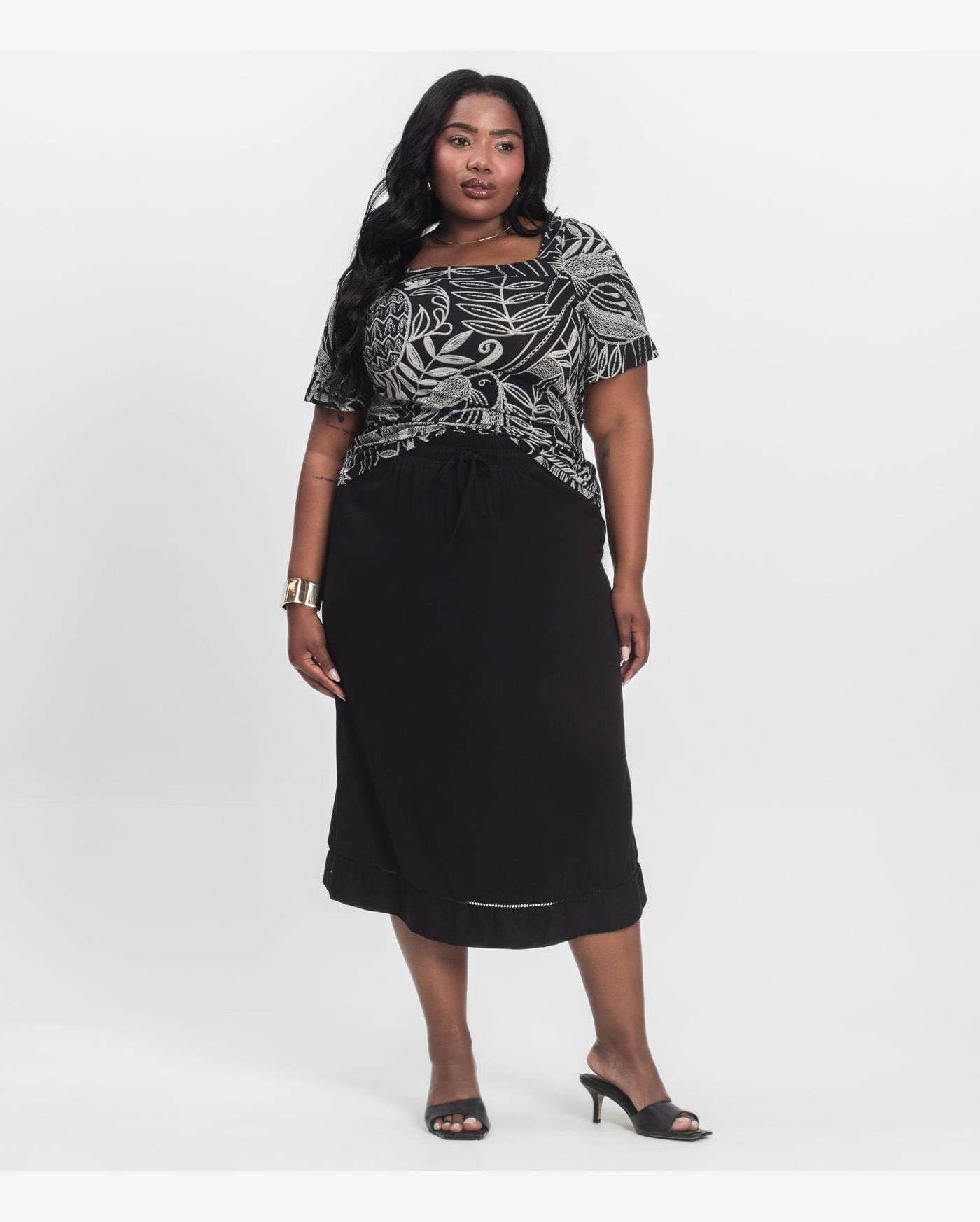 Saia Midi Plus Size em Viscose Secret Glam Preto